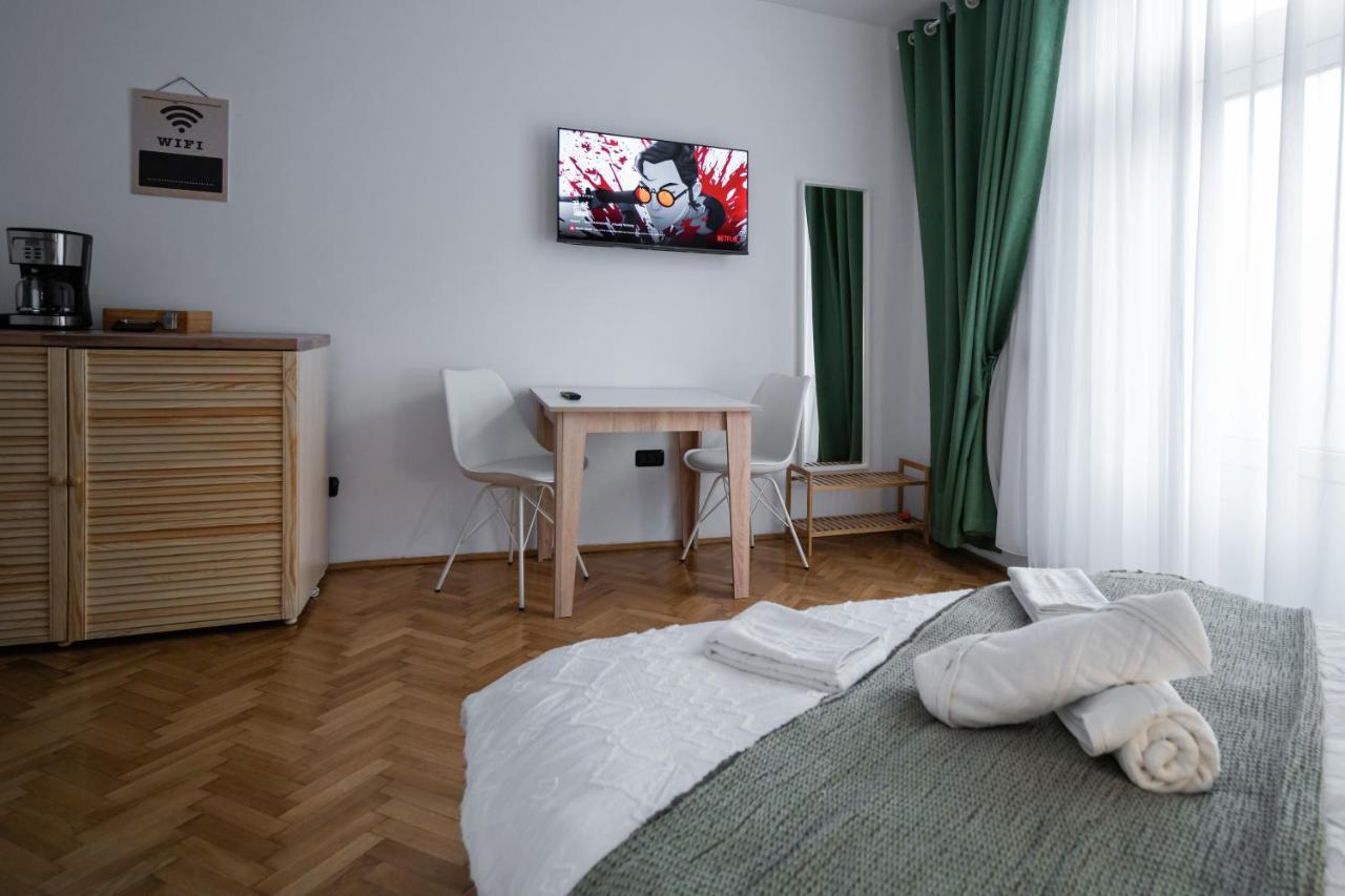 Casa Basarab Brasov Hotel Exterior photo