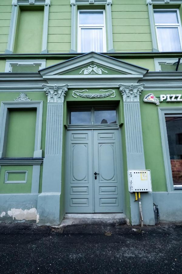 Casa Basarab Brasov Hotel Exterior photo